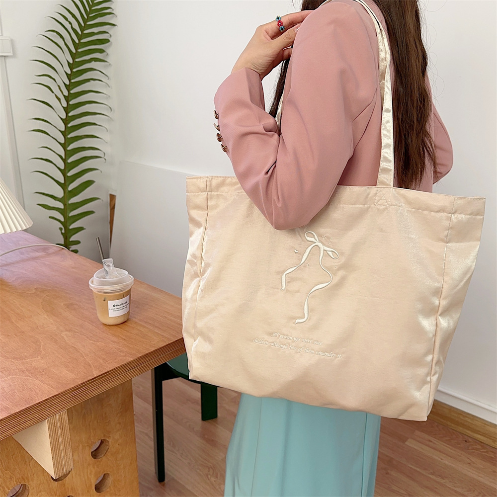 44284 large-capacity double-sided embroidered bow, sweet tote bag, single-shoulder cloth bag, canvas schoolbag for girls undefined