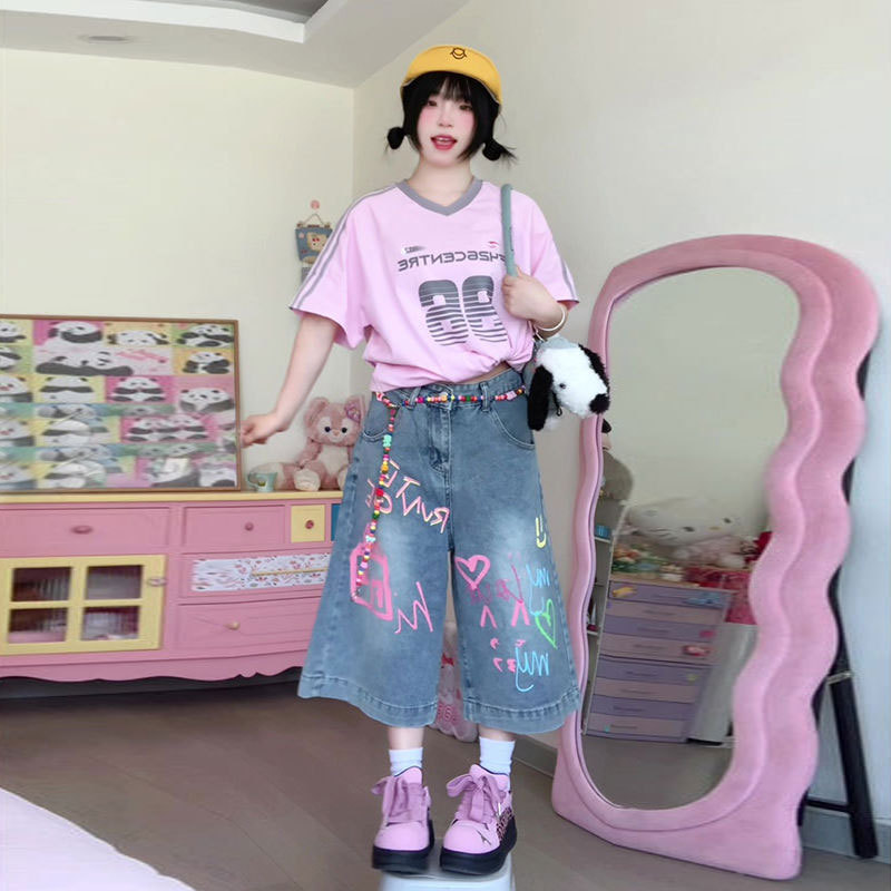 Dopamine Pink Graffiti Hot Girl Denim Cropped Pants Women's 2025 Summer New Wide Leg Loose Straight Shorts