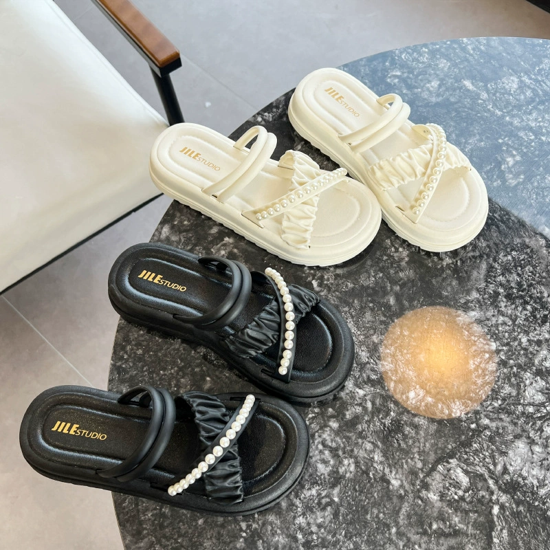 Популярные сандалии Douyin на толстой подошве с жемчугом 2024, модная и универсальная нескользящая повседневная пляжная обувь в сказочном стиле.