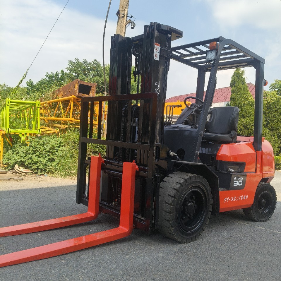 丰田3吨叉车 TOYOTA 7F/8FD30/FDZN30 USED FORKLIFT