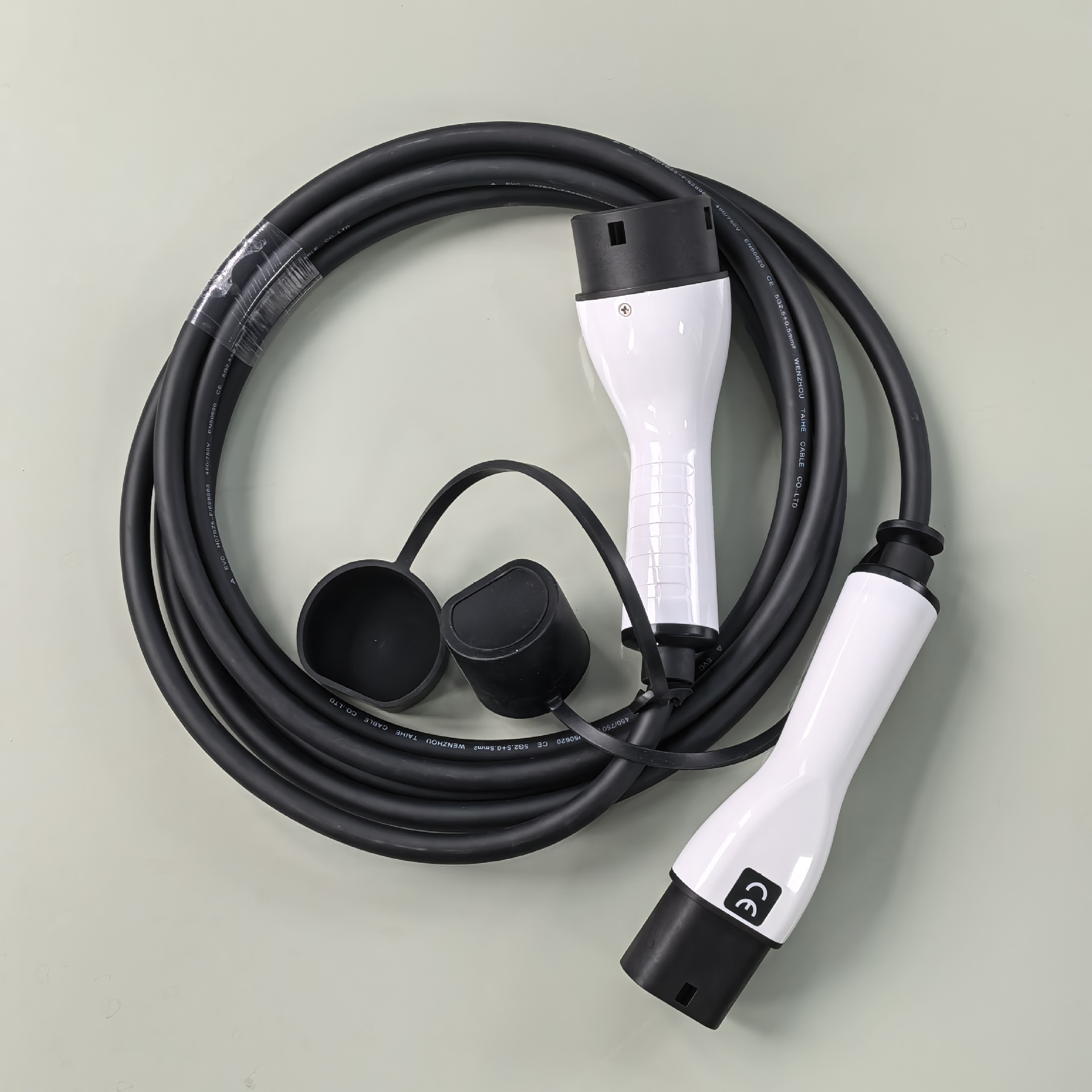 Dual-Head Gun Charging Extension Cable for New Energy Vehicle Charging Pile, Type2 European Standard, National Standard Gbt Gun Head, 7Kw 32A