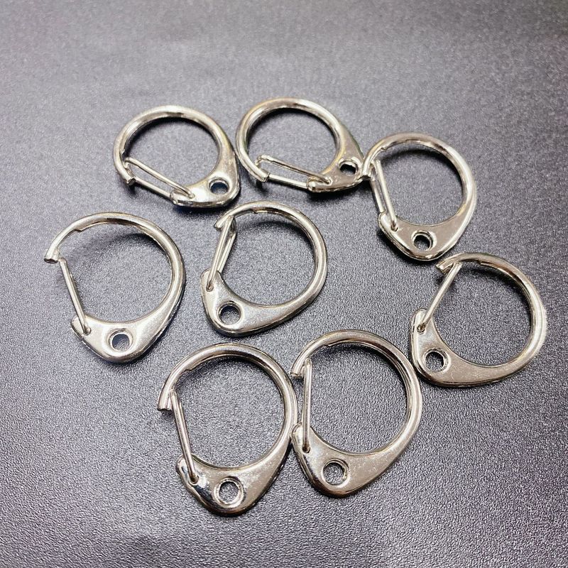 大きさcボタン8八字回転掛けキーホルダー亜鉛合金diy金属キーホルダー部品dボタンメーカー卸売り|undefined