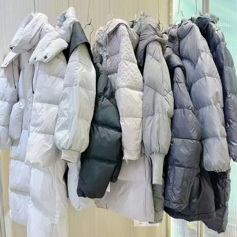 24冬范尼登鹅绒服收腰加厚休闲保暖大牌外套专柜撤柜一手货源供应