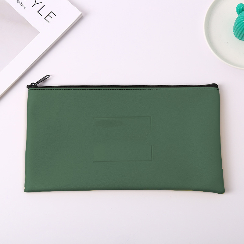 Verde oscuro