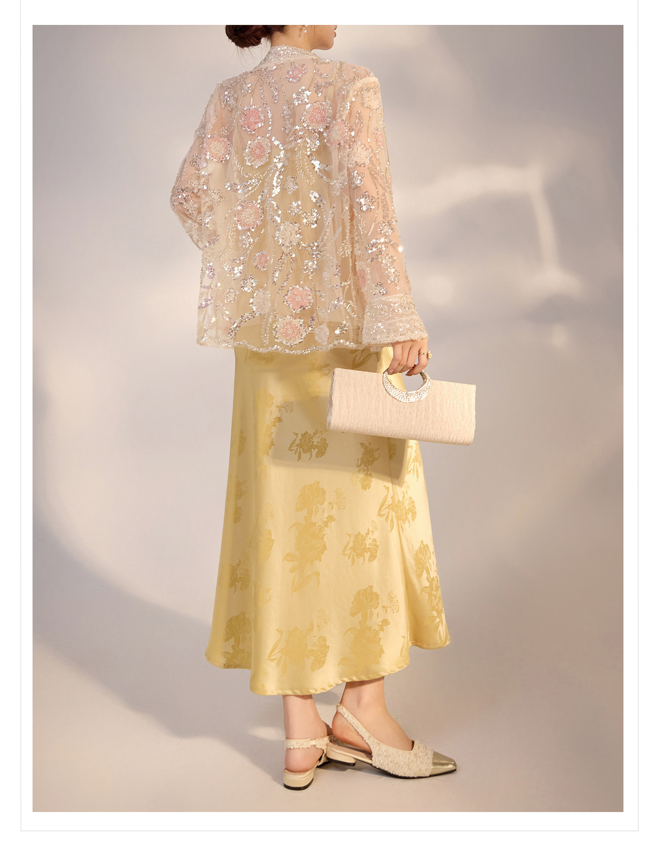 Áo khoác nữ phong cách dân tộc đính sequin jacquard khoét rỗng mỏng cao cấp M5026 — Màu mơ chi tiết 10