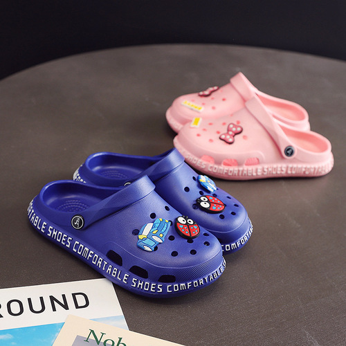 The third generation upgraded caterpillar summer cute men and women shoes hole cartoon children's sandals baby shoes one piece drop shipping