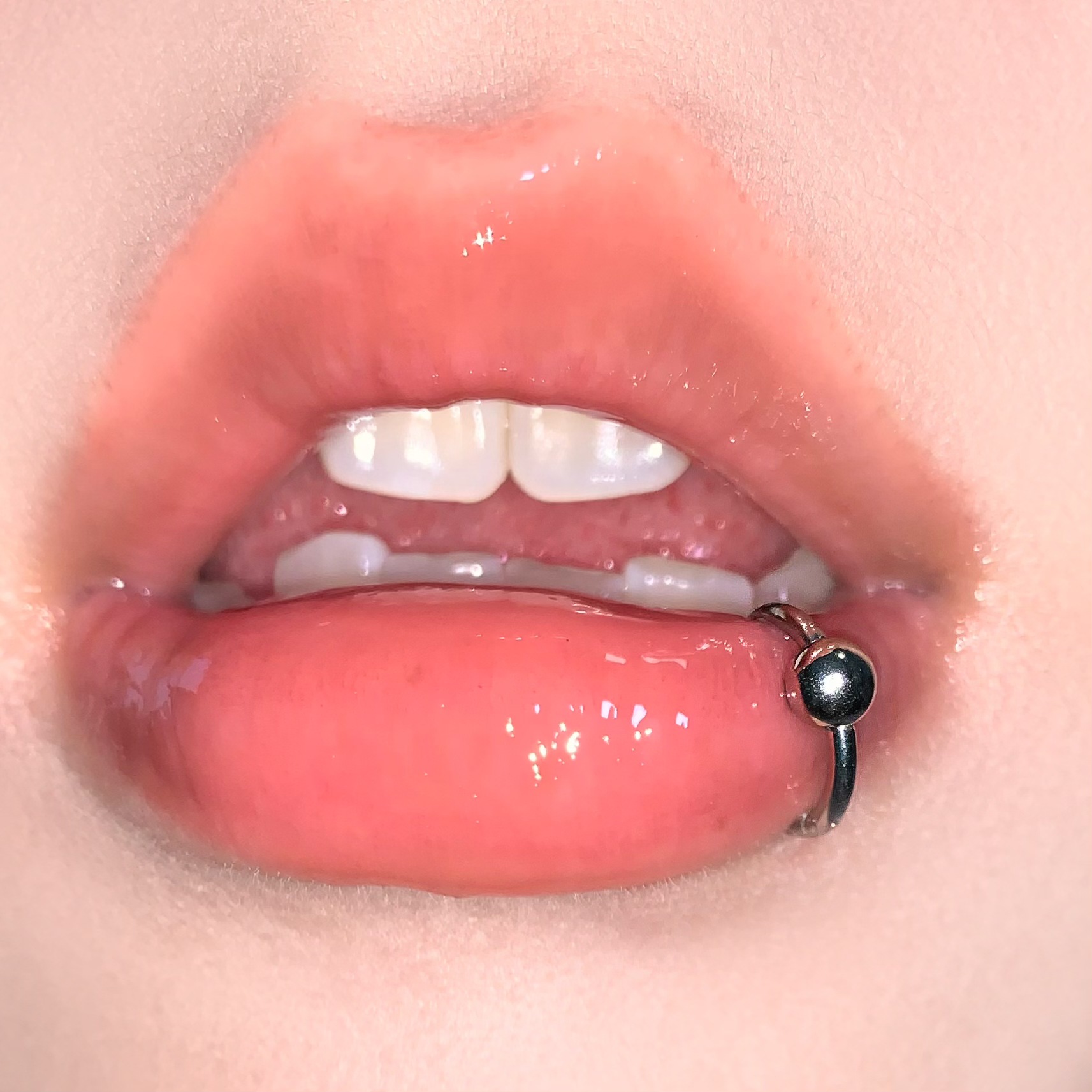 Labret piercing jewelry detail image