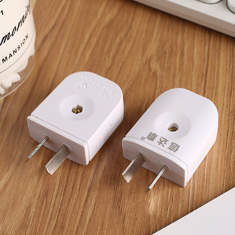 Factory wholesale rotating protection plug two-pole industrial power plug integrated copper two-pin wiring plug