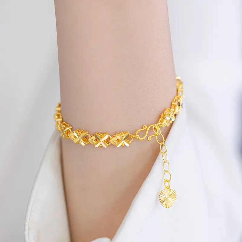 Vietnamese Imitation Sand Gold 24 Gold Color Clover Bracelet Women's Fashion Four-Leaf Clover Jewelry Non-Fading Wholesale Chain