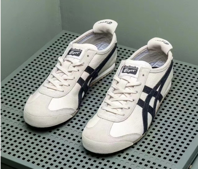 뉴 컬러 배색 밀크 화이트 그레이 가죽 표면