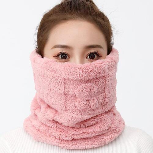 Popular hexagonal hats with plush and thick cycling face masks, neck gaiters for adults, winter outdoor warming scarves