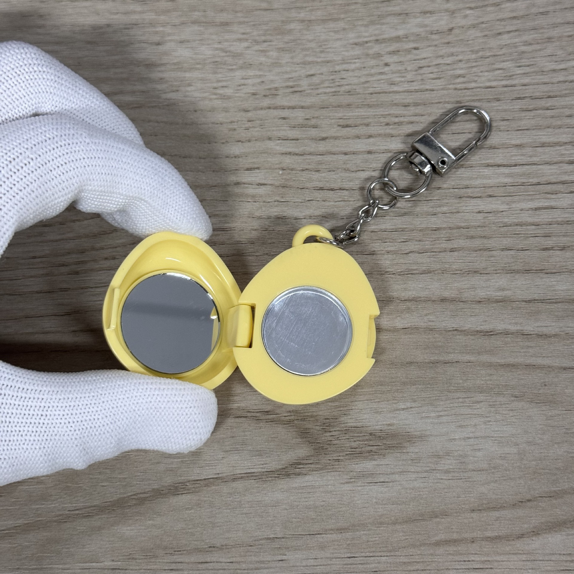 0.4g; 거울이 달린 노란색 알루미늄 플레이트 체인; ABS