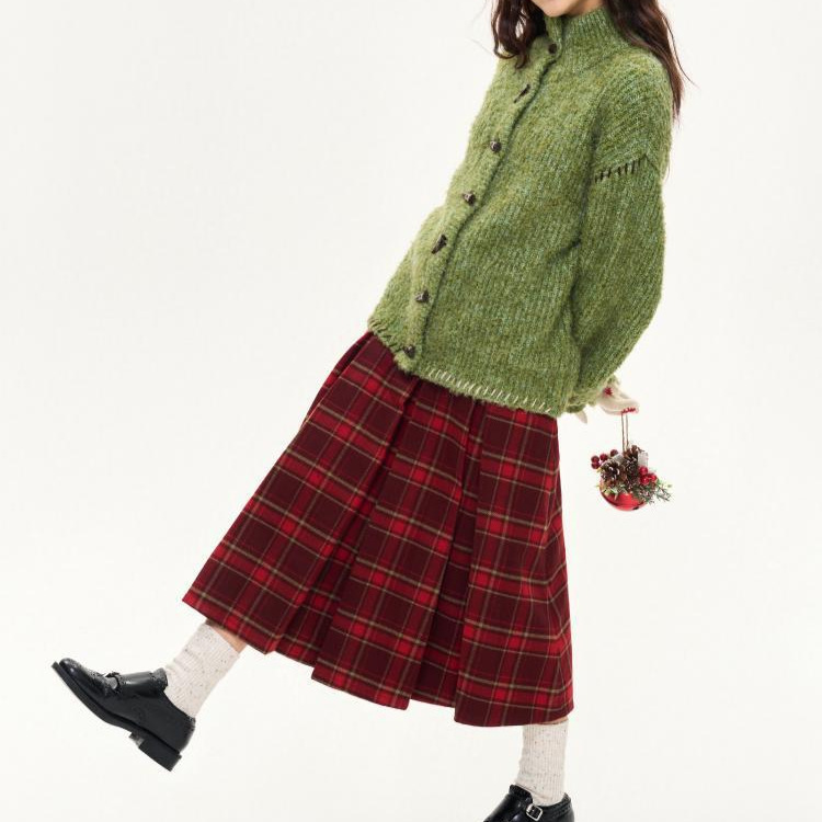 Christmas Green Circle Yarn Thick Needle Contrasting Color Hand Embroidered Trim Thick Lazy Silhouette Sweater Outer