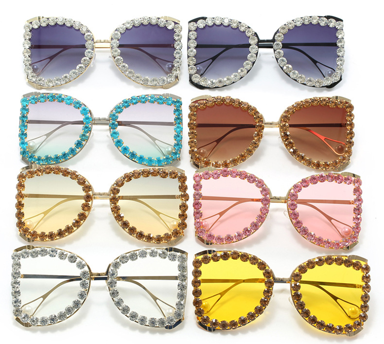 Diamond-encrusted large-framed sunglasses 2024 new style, women's exaggerated large-framed sunglasses, metallic personality and high-end feel Item Picture