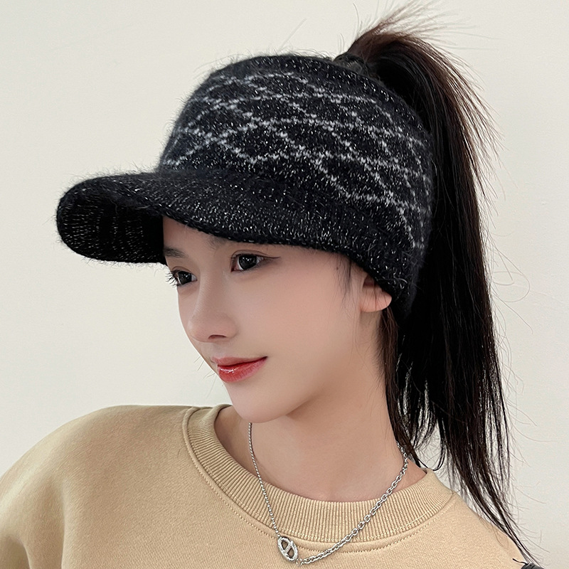 Women's Simple Plaid Small Warm Wool Hat - Image 5