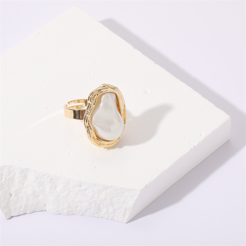 Fashion Irregular Copper Inlay Pearl Open Ring