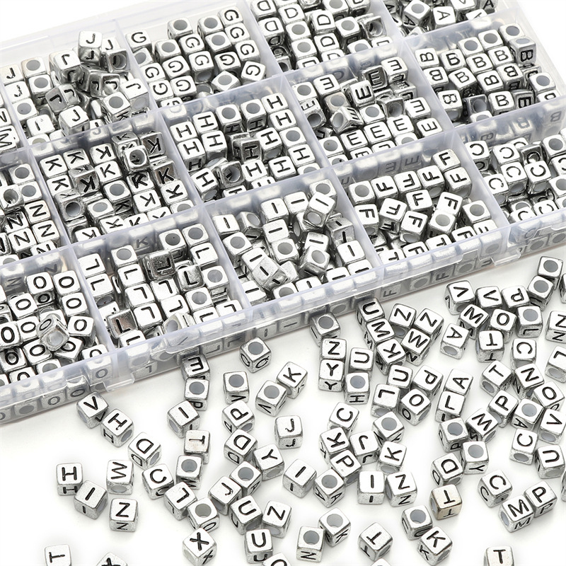 26 English Alphabet Beads, Handmade DIY Homemade Bracelets, Necklaces, Jewelry Materials and Accessories Manufacturers Wholesale