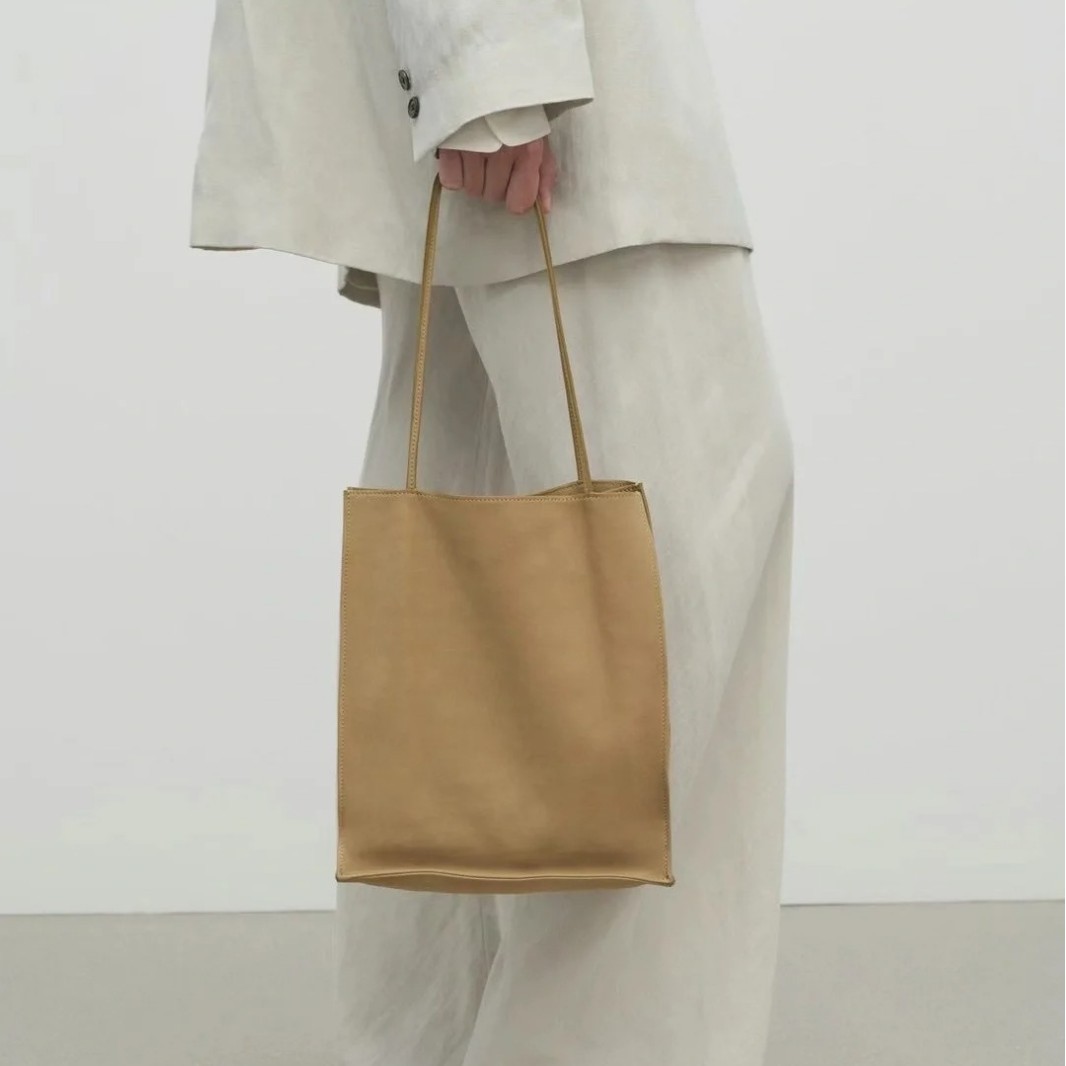 The Ro 2025 New Suede-Texture Cowhide Bag Luxury Niche Fashion Simple Women's Handheld Tote Bag - Thumbnail 3