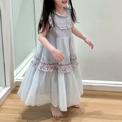女の子のワンピース夏服2025新型子供のスカートの大きい子供の水色の王女のスカートの赤ちゃんの絶美のネットのスカート