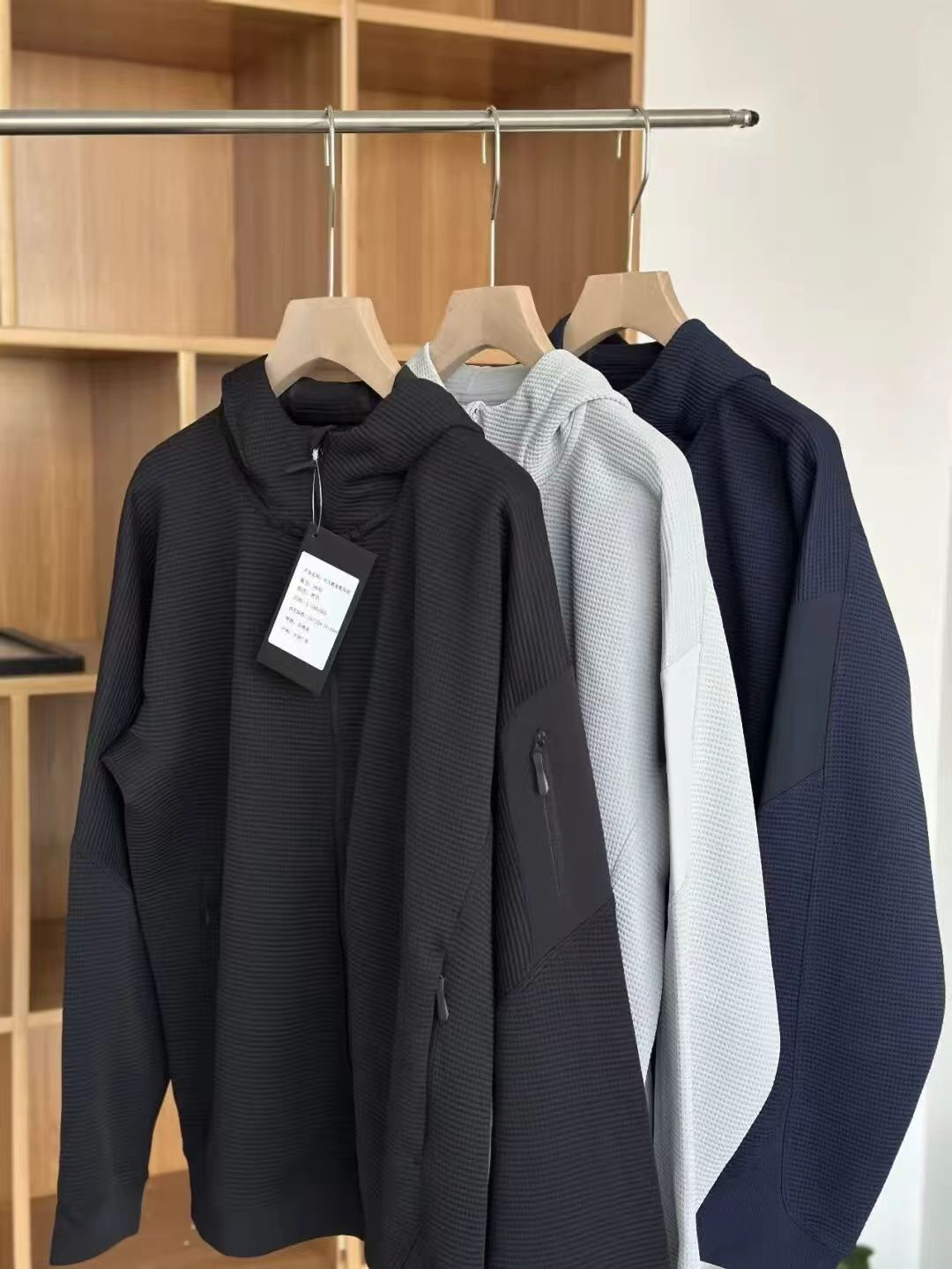 Velvet windproof wear-resistant universal jacket for men and women