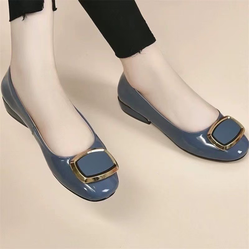 2026 verano antideslizante con suela suave y superficial zapatos de mujer primavera y verano nuevos zapatos de trabajo transpirables zapatos diarios de mujer