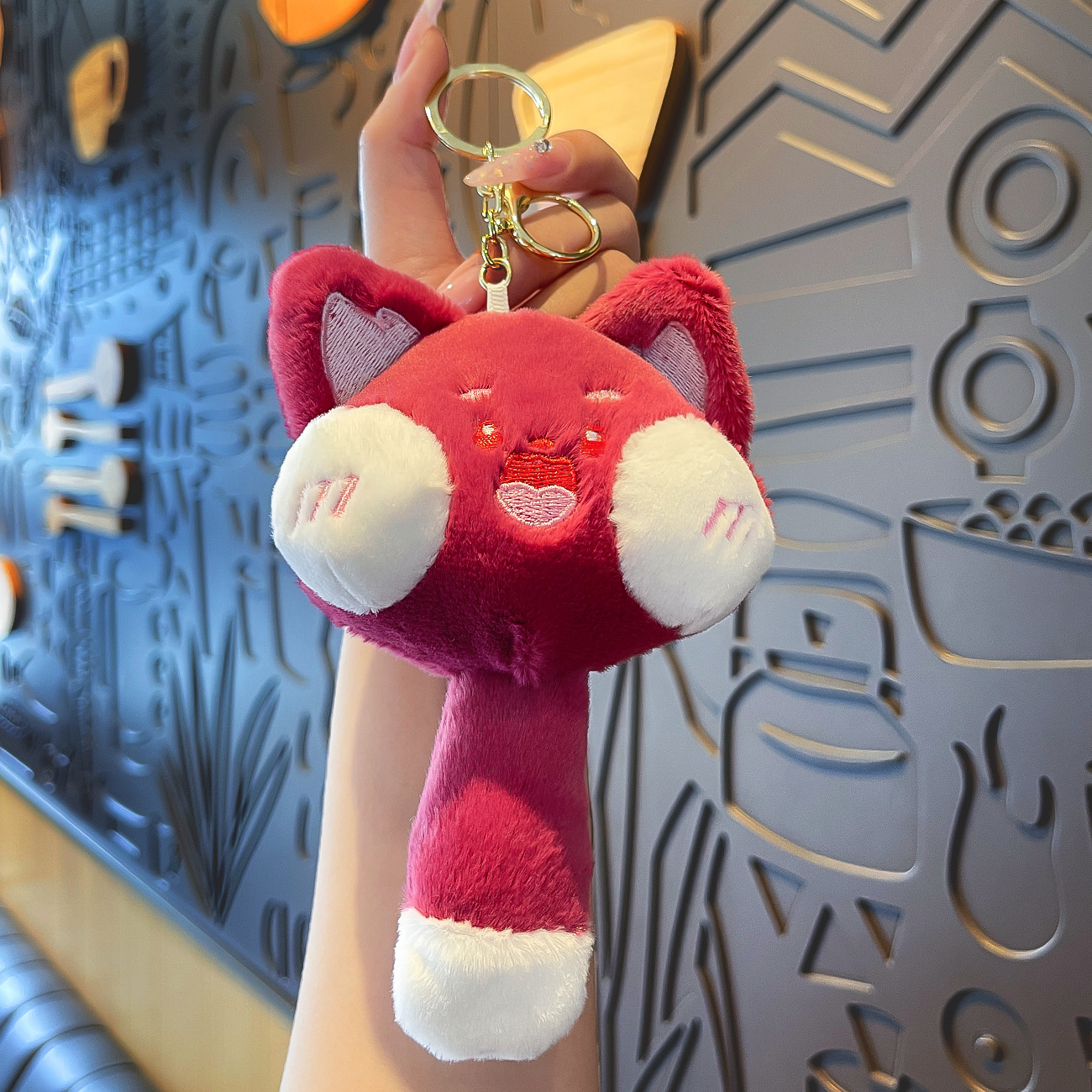 Cuatro pulgadas muñeca máquina colgante felpa llavero lindo muñeca mochila adornos grab máquina muñeca regalo al por mayor