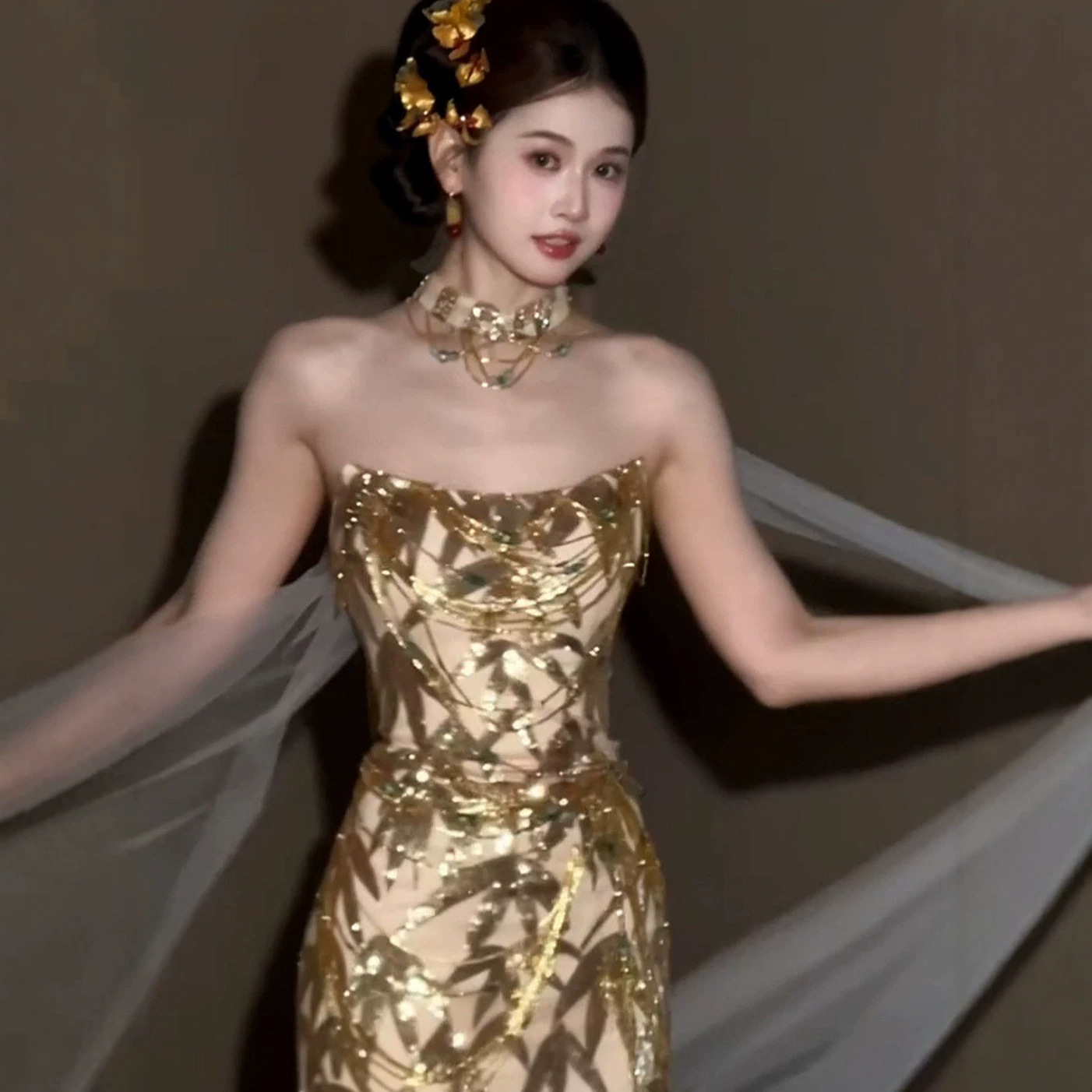 Elegant Strapless Gold Evening Gown For Weddings & Galas - A-Line Cocktail Dress For Petite Women_voghion.com