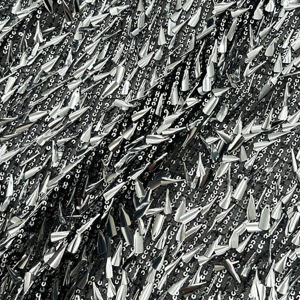 three dimensional cloth drop-shaped