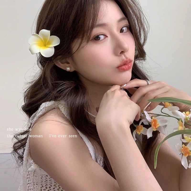 Huevo flor clip para el cabello de cabeza de mujer frente clip para el cabello de flores fotos junto al mar borde del cabello frangeo lateral clip para la boca