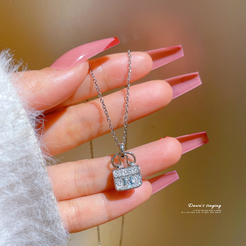 Luxury Micro Diamond Necklace With Transfer Beads For Women_voghion.com