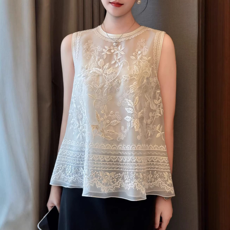 No Refunds, Only Exchange for the Same Style!! New Chinese-Style 100% Mulberry Silk Embroidered Beaded Vest with Unique Cut and Loose Fit