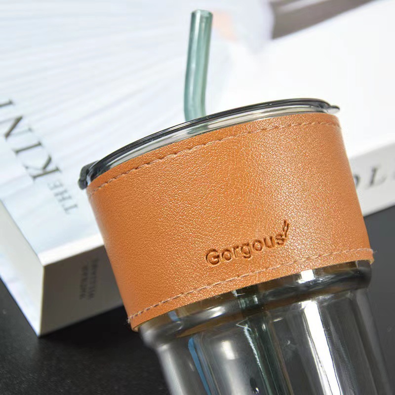 Taza de bambú taza de paja vidrio taza de agua Impresión logotipo taza portátil ins estilo alto valor de color vidrio con tapa al por mayor
