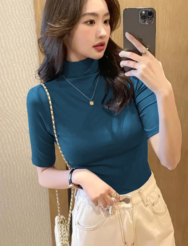 秋冬の小さい立襟の半袖のtシャツの女性の早秋の新型の韓国版は半高襟の5分の袖の純色の上着を身につけます。|undefined