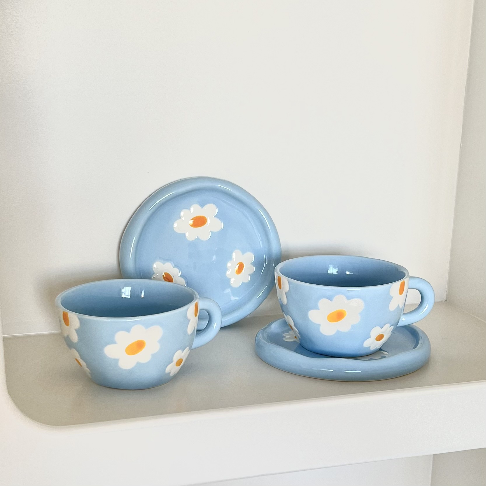 ceramics Material Flower Pattern Elegant, Cute, Pastoral Style Elegant Cute Pastoral Flower Ceramics Water Bottles 1 Set