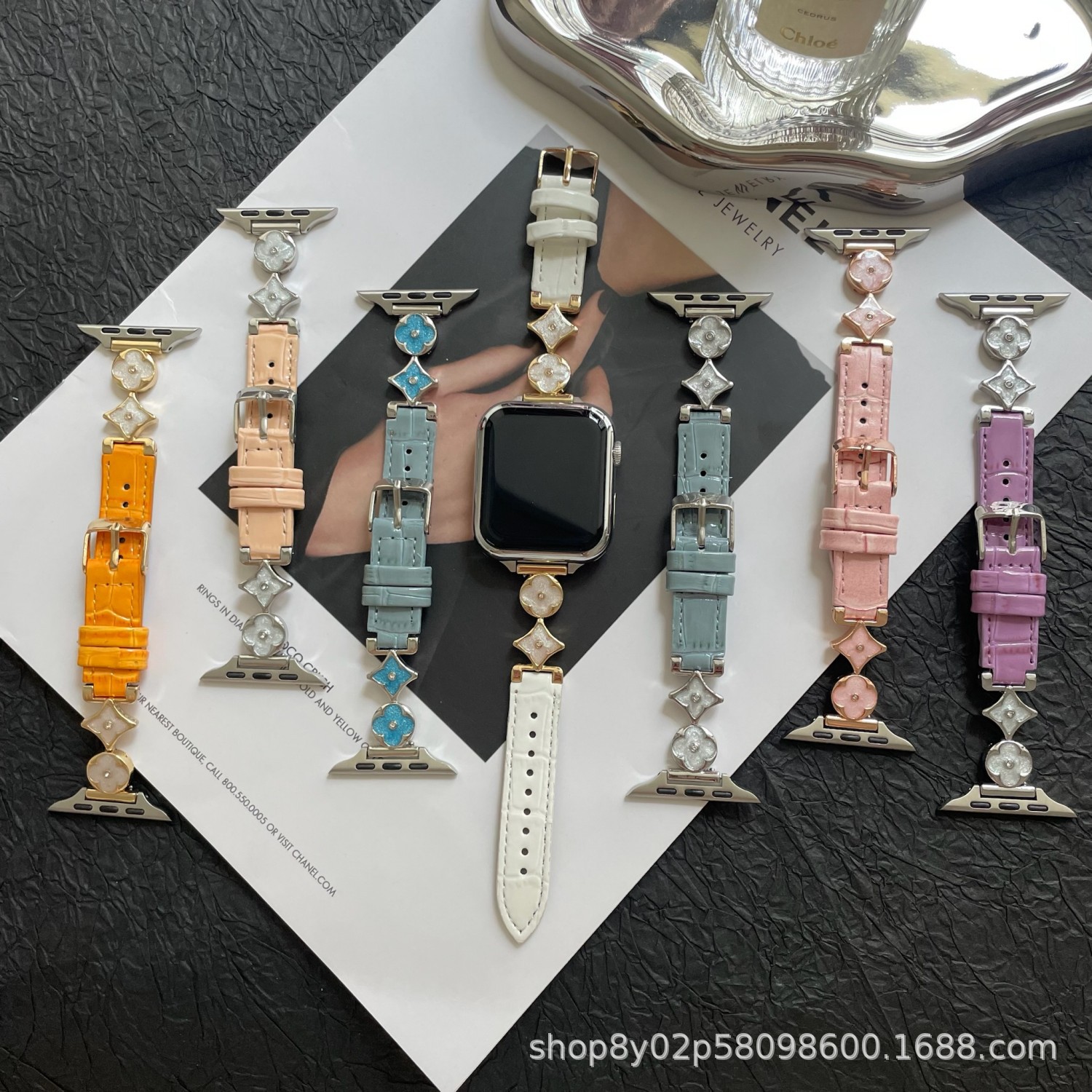 Four-Leaf Clover Metal Suitable for Apple Iwatch11 Xiaomi Bracelet 10 Watch Strap with Diamonds Classy Presbyopic Huawei Wristband