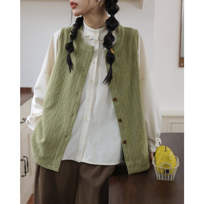 2025 Autumn and Winter Japanese-Style Artistic Lace Shirt Layered with a Loose and Versatile Vibe for Women