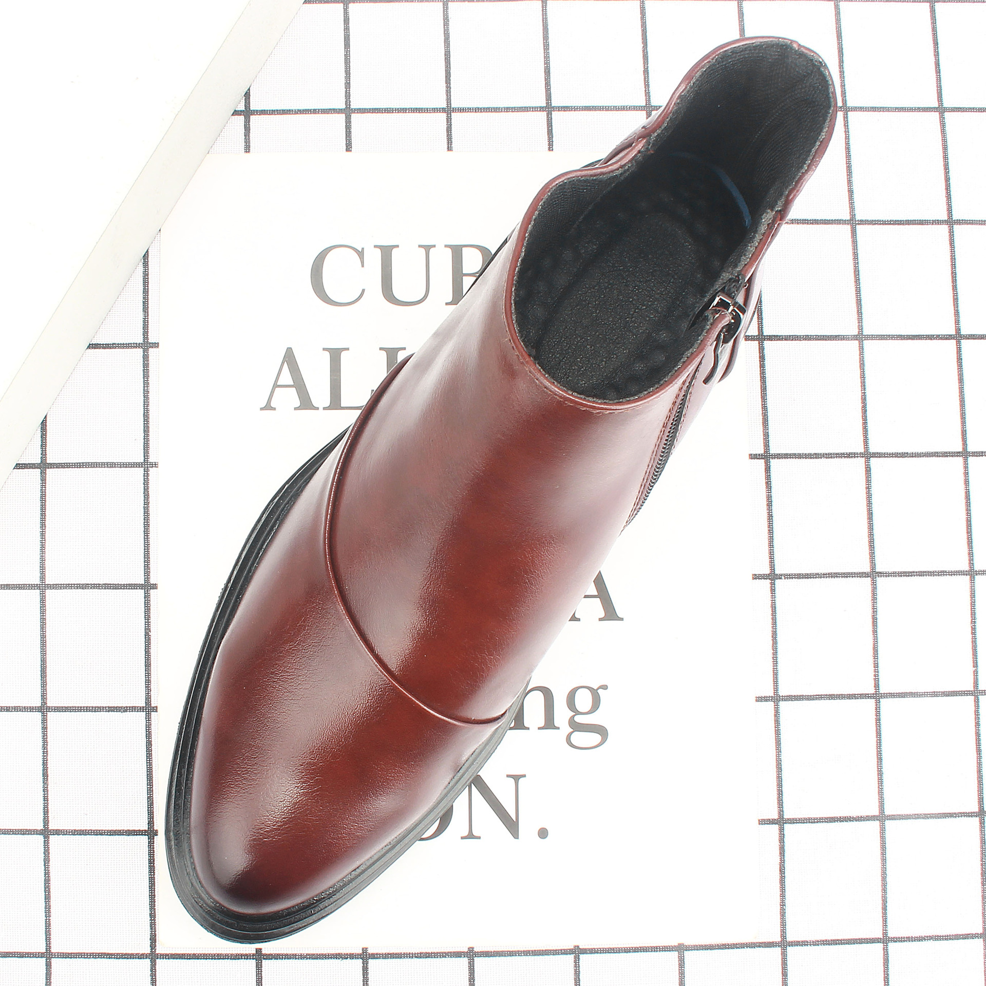 2022¿ʿ߰ƤѥӢ׷˧ѥճļƤѥ8823