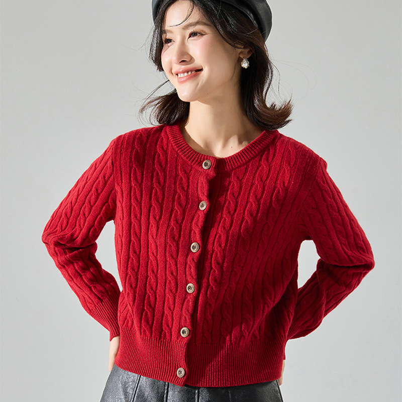 Shenghong Customized 26 Spring New Style Knitted Loose Fashion Sweater Lazy Style Cable Knit Christmas Red Cardigan for Women 22162