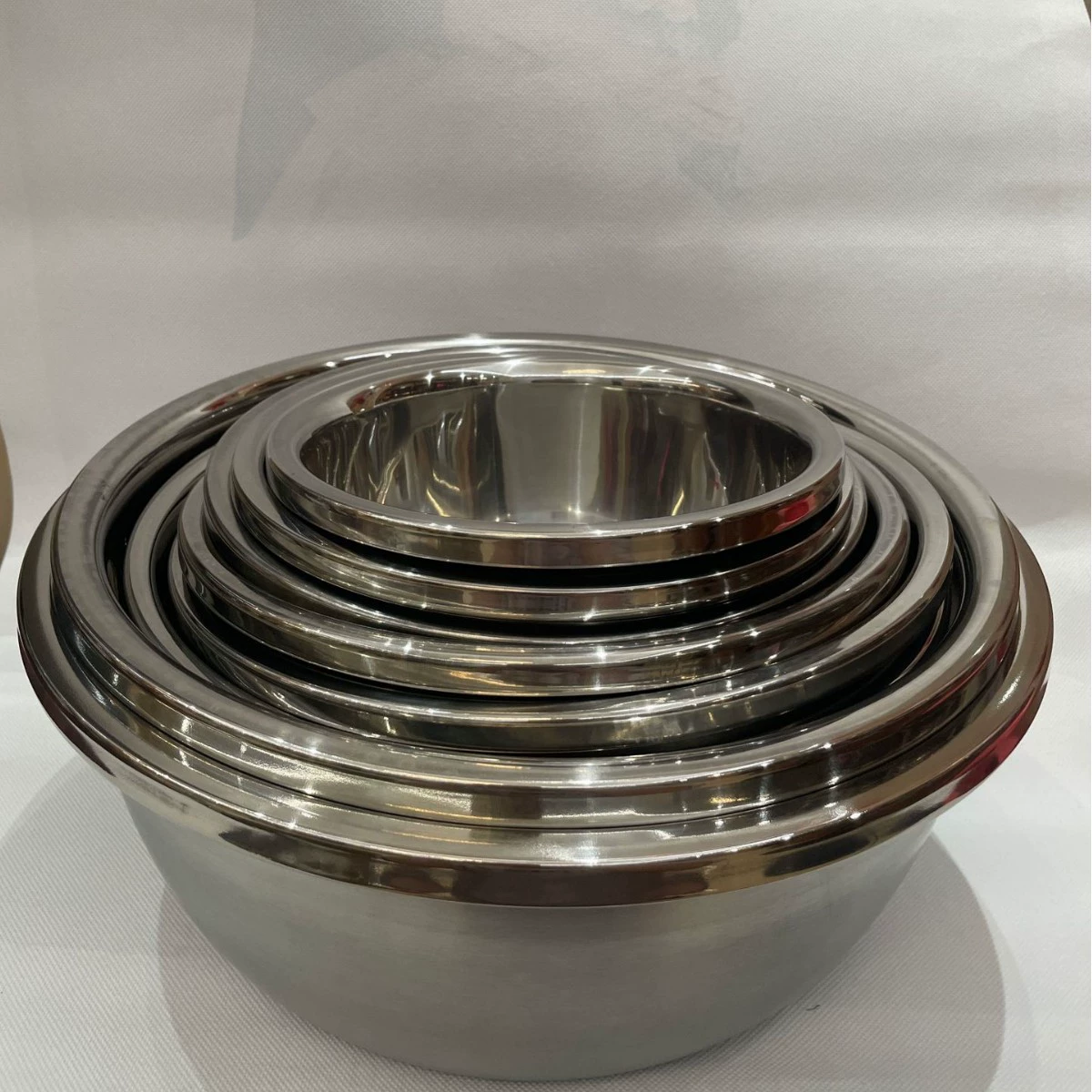 Немагнитная утолщенная раковина из нержавеющей стали, банка для приправ, чаша для взбивания яиц, углубленная раковина для мытья овощей, универсальная раковина, раковина для супа, индукционная плита