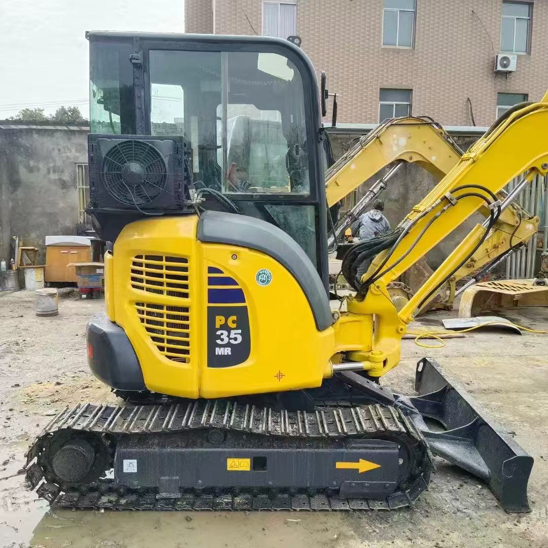 Usado Komatsu PC35MR - 3 Cralwer Excavadora Usada