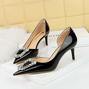 638-AK30 European and American style banquet women's shoes with thin heels, high heels, patent leather, shallow mou