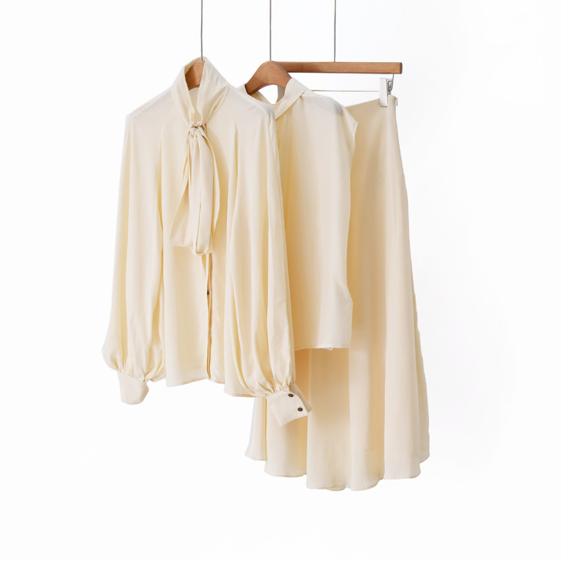 Dingshe L~P 26 New Summer Collection Heavyweight 6A Grade 100% Mulberry Silk Jacquard Woven Elegant Shirt and Skirt Set Dingshe L~P 26 New Summer Collection Heavyweight 6A Grade 100% Mulberry Silk Jacquard Woven Elegant Shirt and Skirt Set