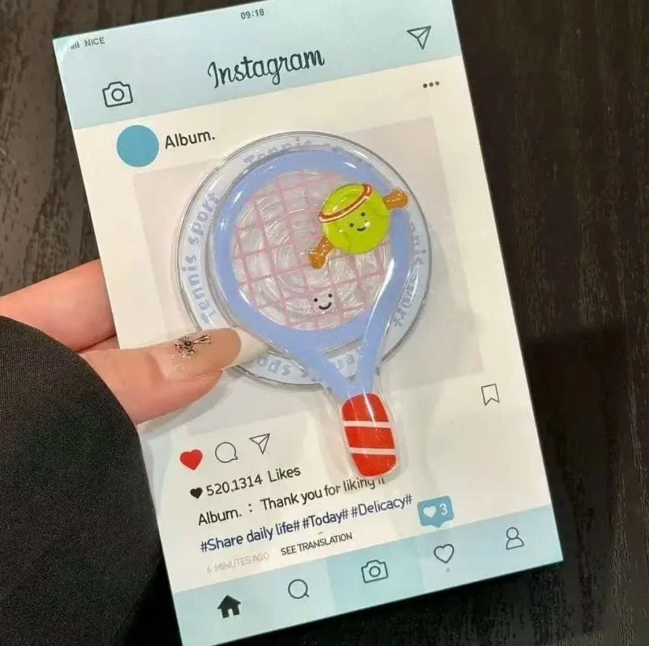 Ins soporte de dibujos animados de succión magnética tenis de mesa lindo soporte de teléfono móvil de bádminton adecuado para perseguir drama hombres y mujeres soporte perezoso