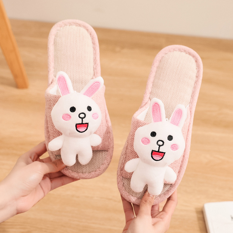 La primavera y el otoño de coser zapatos de tamaño libre de dibujos animados lindo adultos zapatillas de punta rosa pareja zapatillas de lino en stock al por mayor