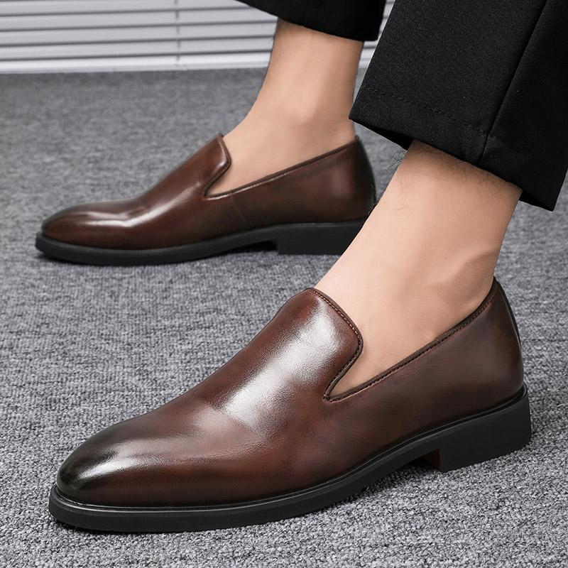 2025 Summer Leather Shoes Men's Business Formal Casual Pointed Toe Small Leather Shoes Slip-On Solid Color Hair Stylist Wedding Shoes