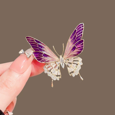 New Fashionable Enamel Butterfly Brooch with Unique Design, Insect Brooch Accessory, Personalized High-End Clothing Pin