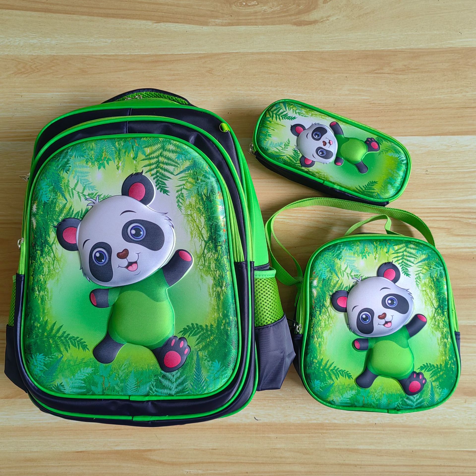 Comercio exterior al por mayor 3D Escuela Primaria estudiante mochila 3-piece set niños dibujos animados mochila lápiz bolsa de almuerzo para grado 1-6