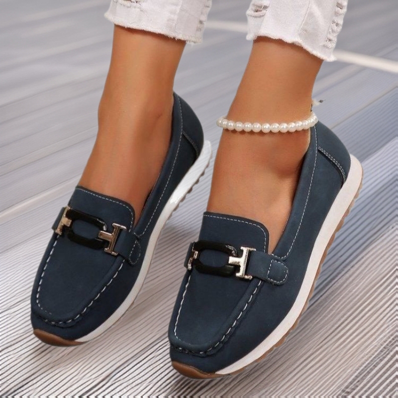 Cross-Border Thick-Soled Casual Sports Shoes Export Casual Women's Metal Chain 2025 Spring New Large Size Shoes Cross-Border Thick-Soled Casual Sports Shoes Export Casual Women's Metal Chain 2025 Spring New Large Size Shoes