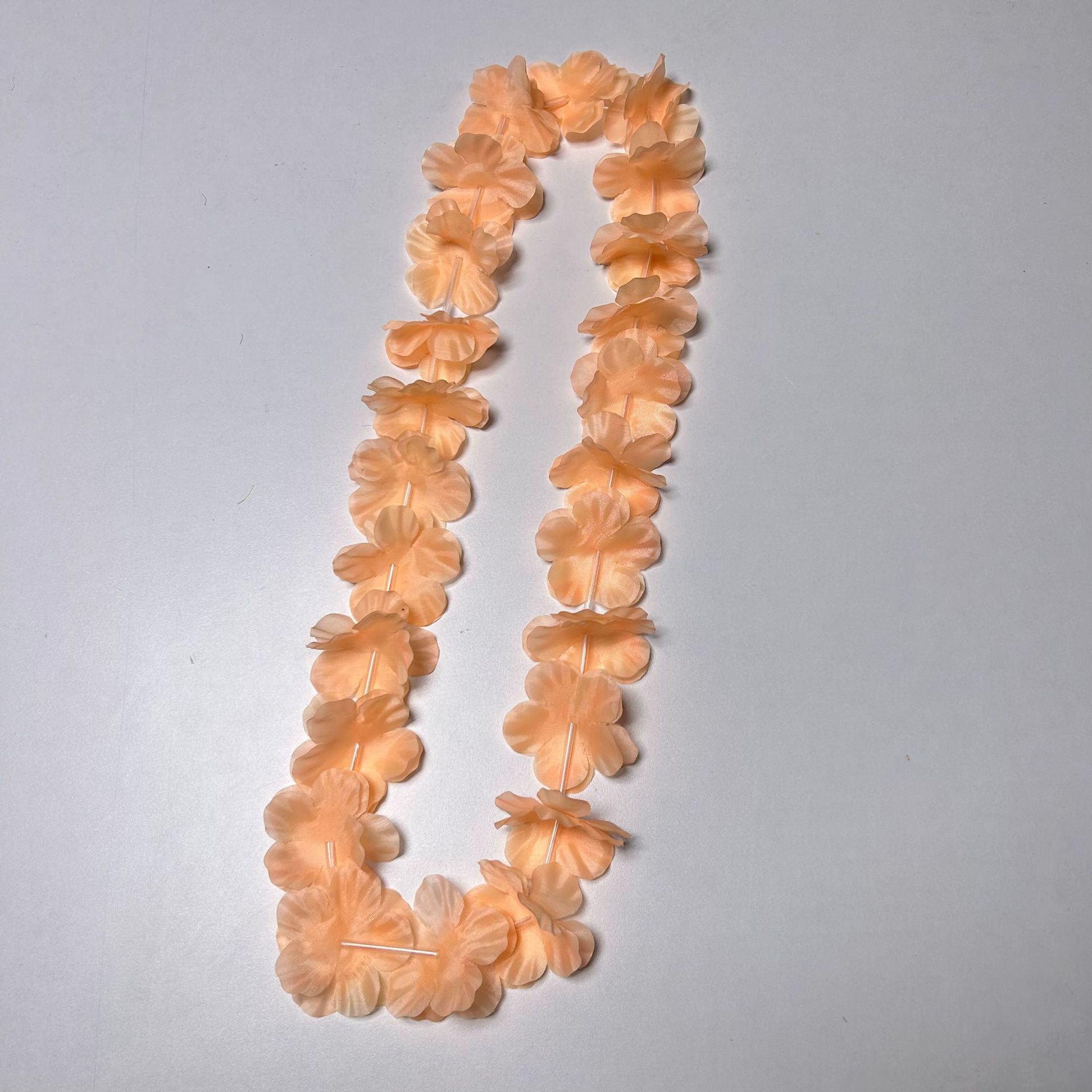 Transfronterizo hawaiano colorido 24 pétalos de 6 cm ceremonia de graduación espectáculo de guirlandas de poliéster fabricantes