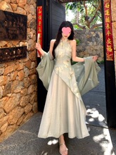 新中式复古国风气质拼接印花长裙改良旗袍高级感无袖挂脖连衣裙女
